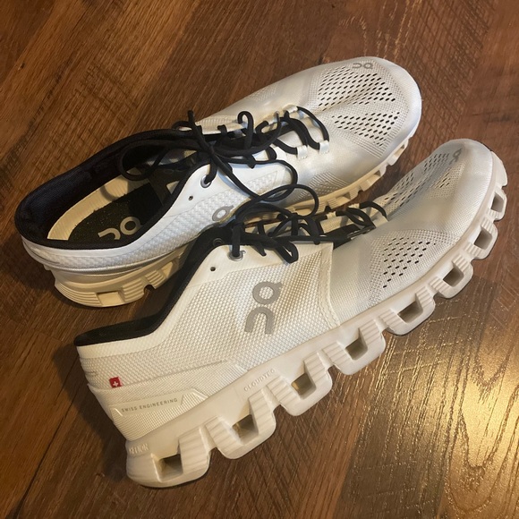 On Running Other - On Cloud X Running White and Black Shoes 11.5